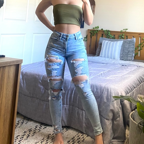 American Eagle Outfitters Denim - *American Eaglel Ripped Super High-Waisted Jegging